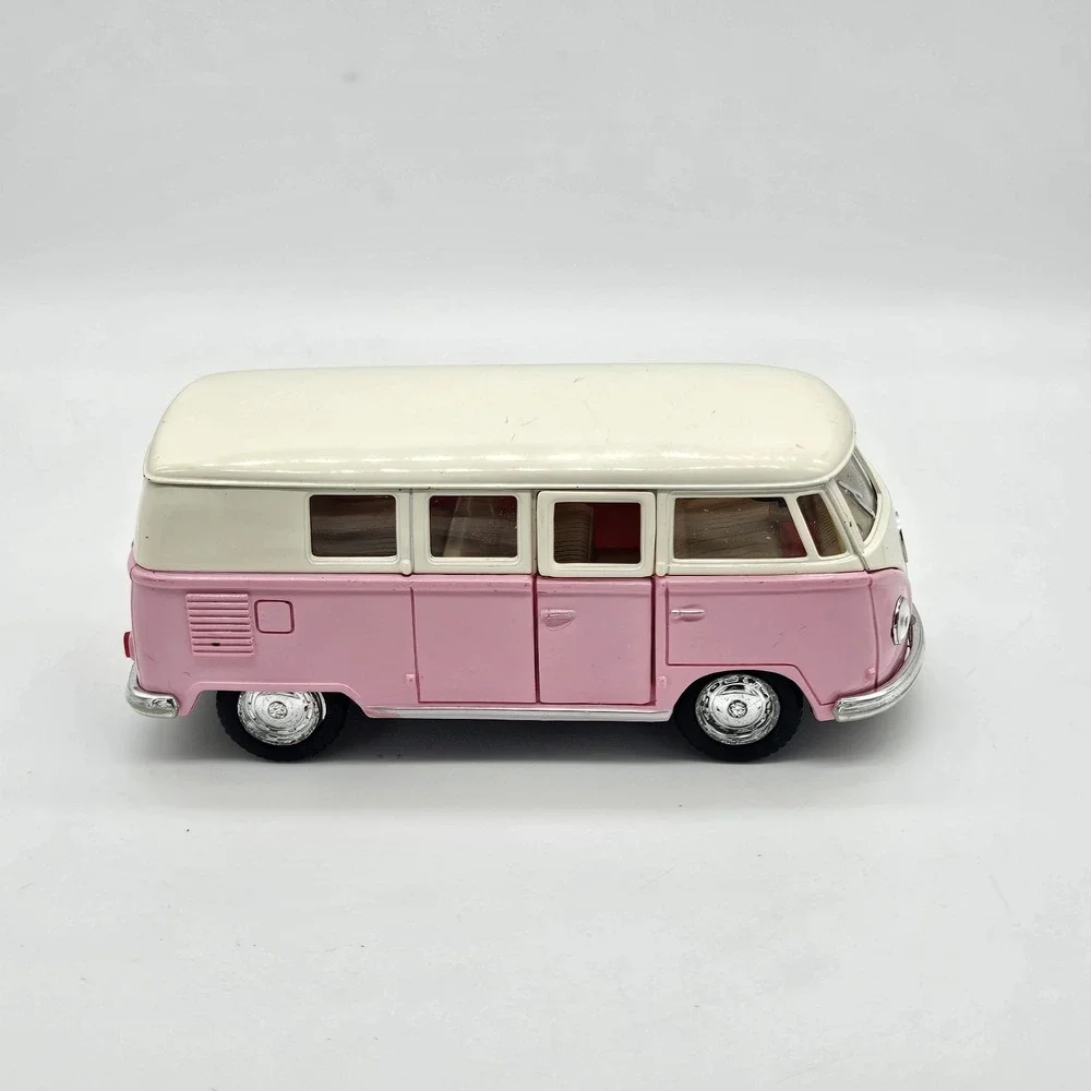 Kinsmart 1962 Volkswagen Classical Bus 1/32 Scale Diecast Pull Back Toy Pink